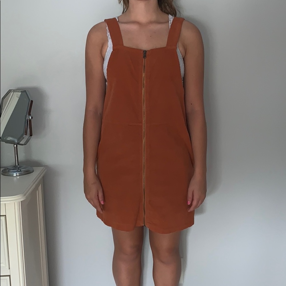 Corduroy material zip up dress